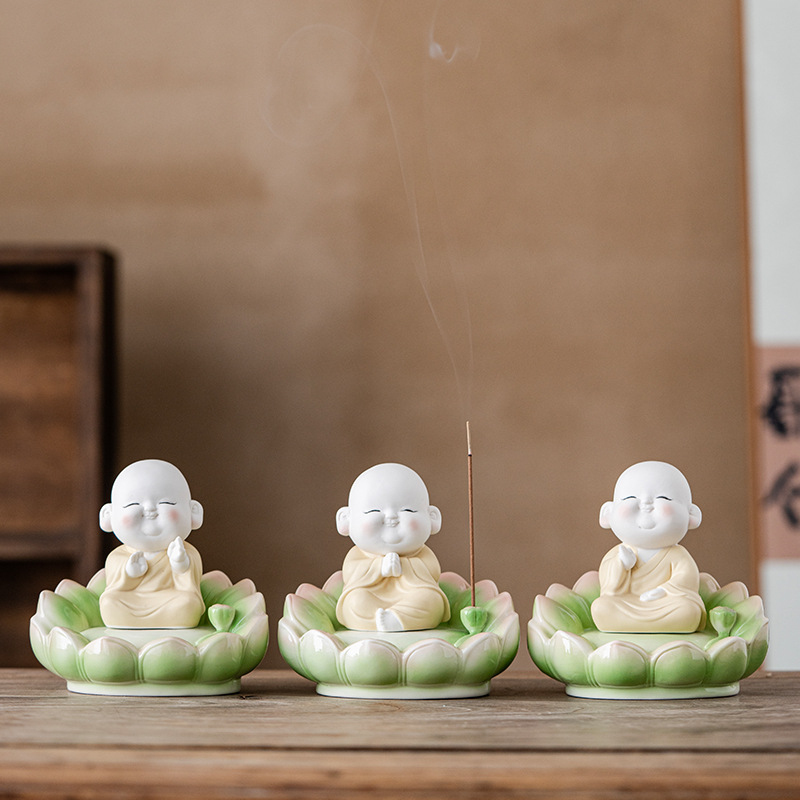Home Decor Zen Style - 귀여운 세라믹 작은 스님 연꽃 향꽂이,